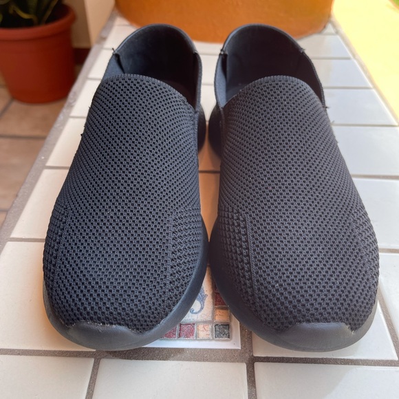 FILA Soft Lightweight Mallorca Slip-on Shoes Black - Picture 6 of 8